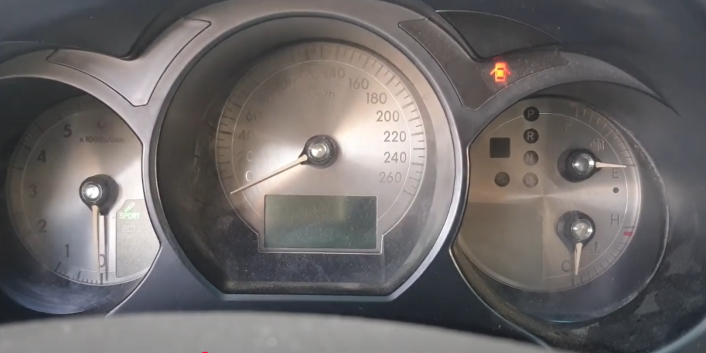 Faulty Starter Relay or Fuse