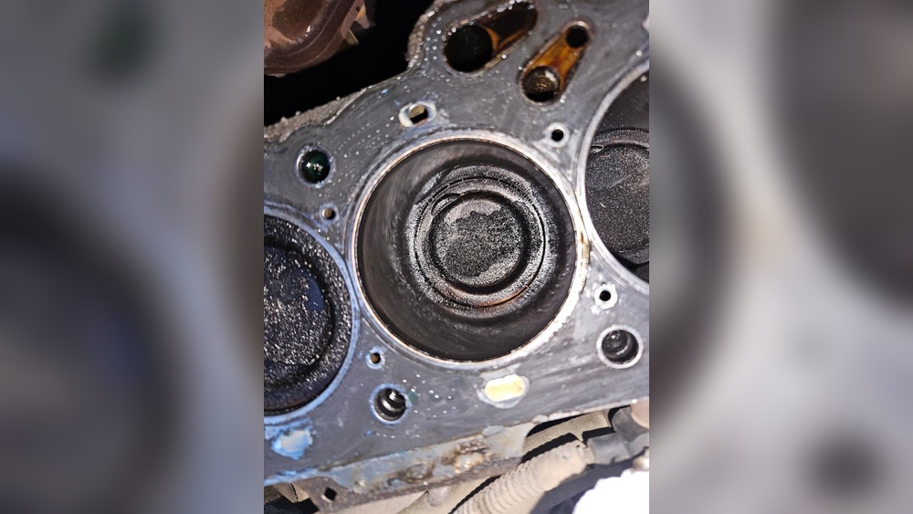 Car Losing Oil But No Leak Or Smoke
