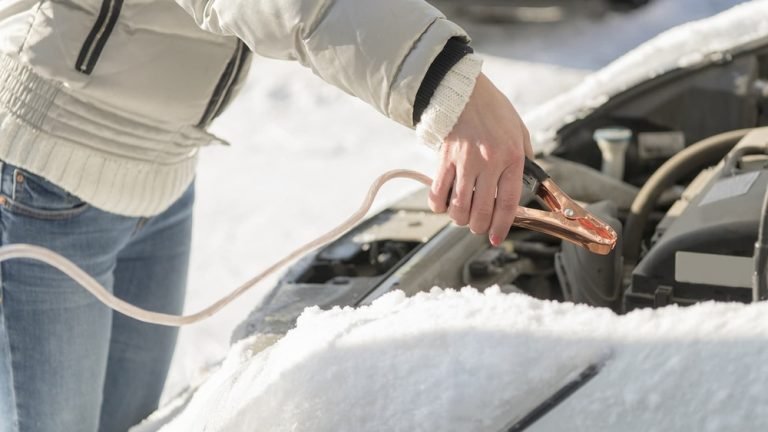 How Long Does It Take for a Car Battery to Unfreeze?