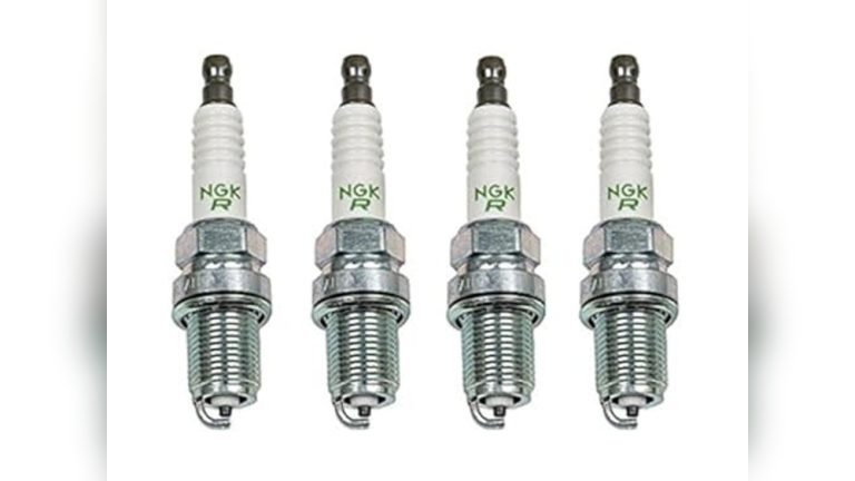 5 Best Spark Plugs for Yamaha R6: Top Picks & Buying Guide